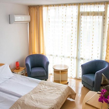 Hotel Mures Saturn Eksteriør bilde